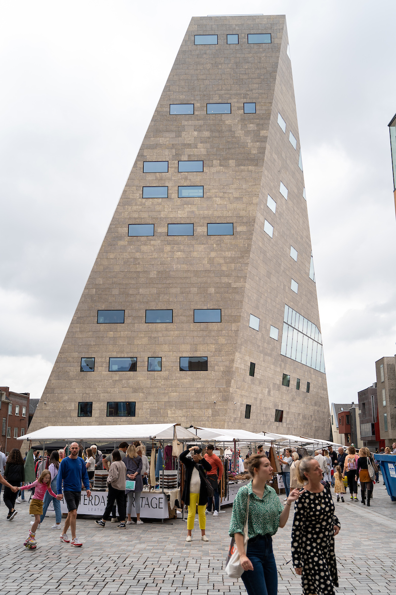 Pvdb 20210925 8860